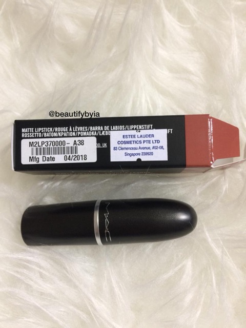 mac a38 lipstick