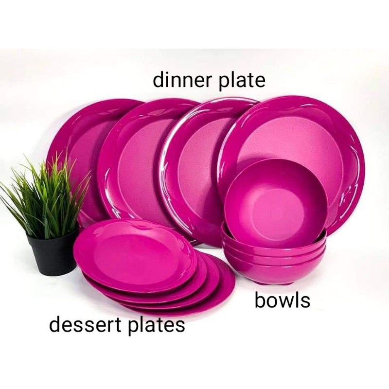 Tupperware Camelia Dining Serveware Set