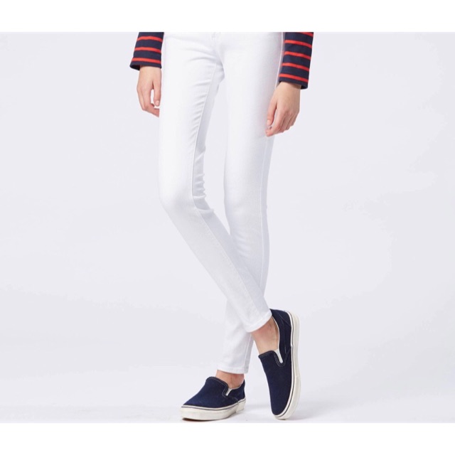 uniqlo white jeans