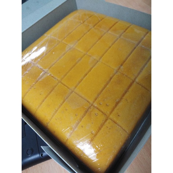 Royal thai butter cake