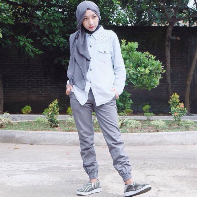 jogger pants hijab style