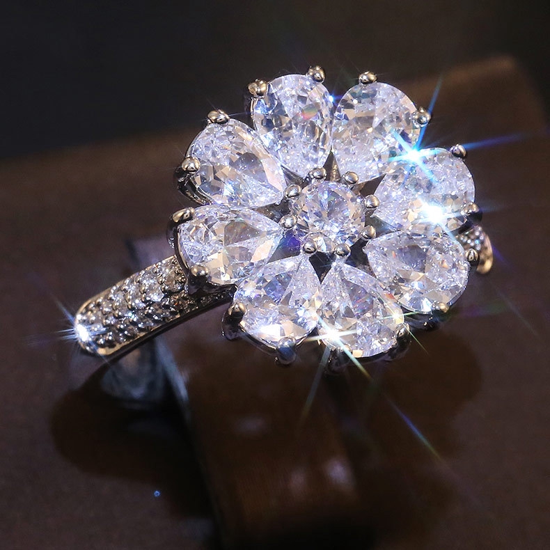Perhiasan Fesyen Bunga Mekar Zirkon Cincin Wanita Eropah Perhiasan Fesyen Bunga Mekar Zirkon Cincin Wanita Eropah