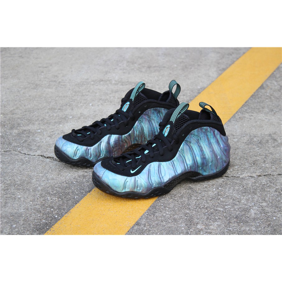 aurora green foamposites