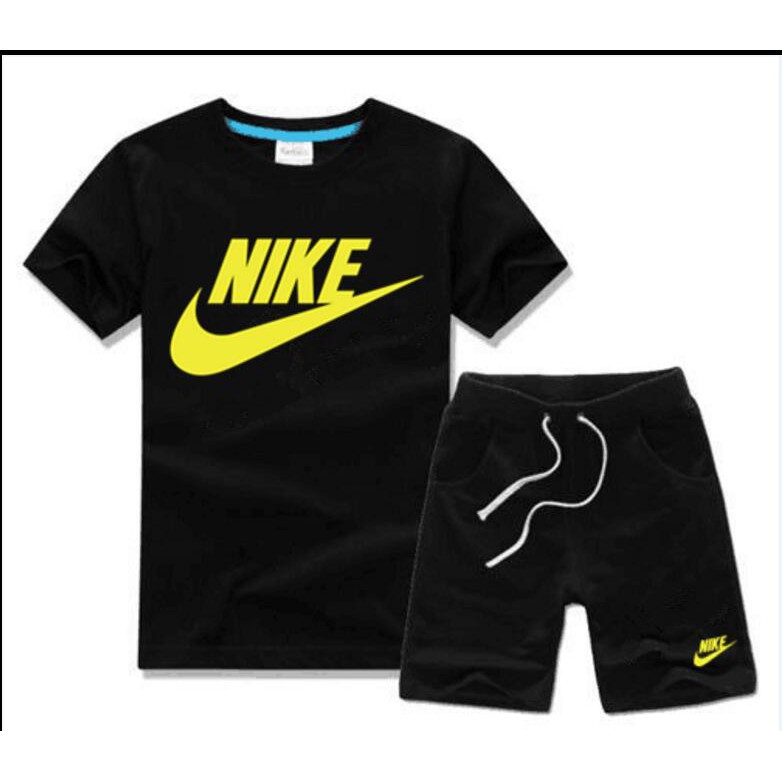 nike tshirt and shorts