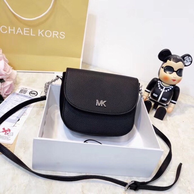 michael kors box bag