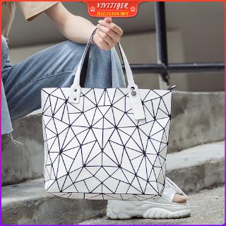 geometric bag trend