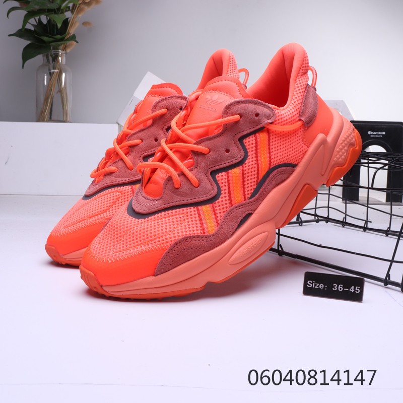 Li Anne on YEEZY 500 BONE WHITE video is