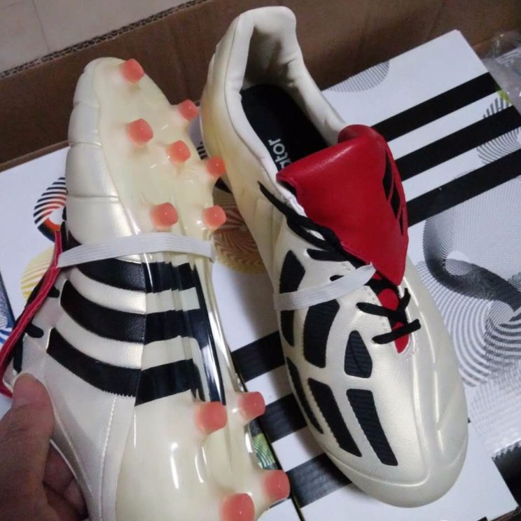 adidas predator mania champagne pack