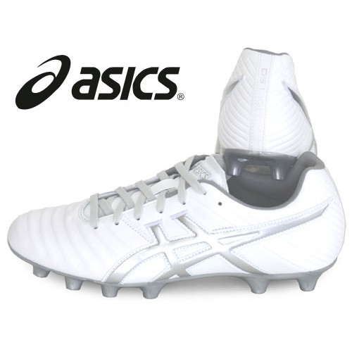 white asics football boots