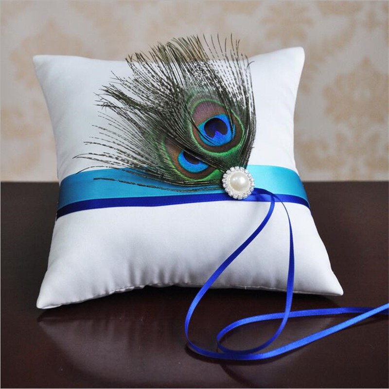 Peacock Feather Ring Pillow Detalles Boda Wedding Event Party