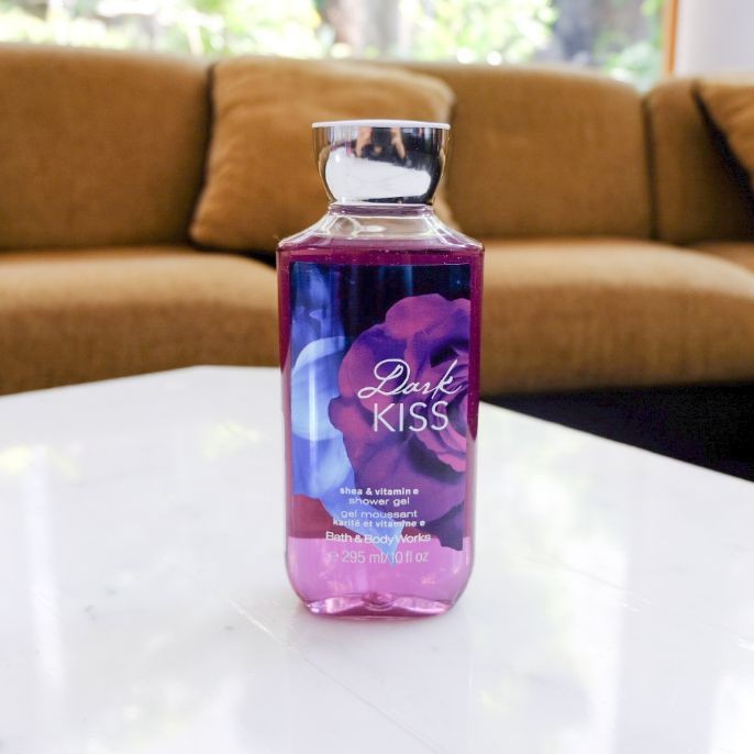 Bath and body works DARK KISS Shower Gel