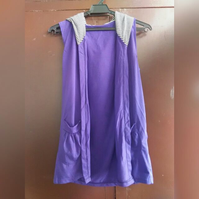 purple sleeveless cardigan