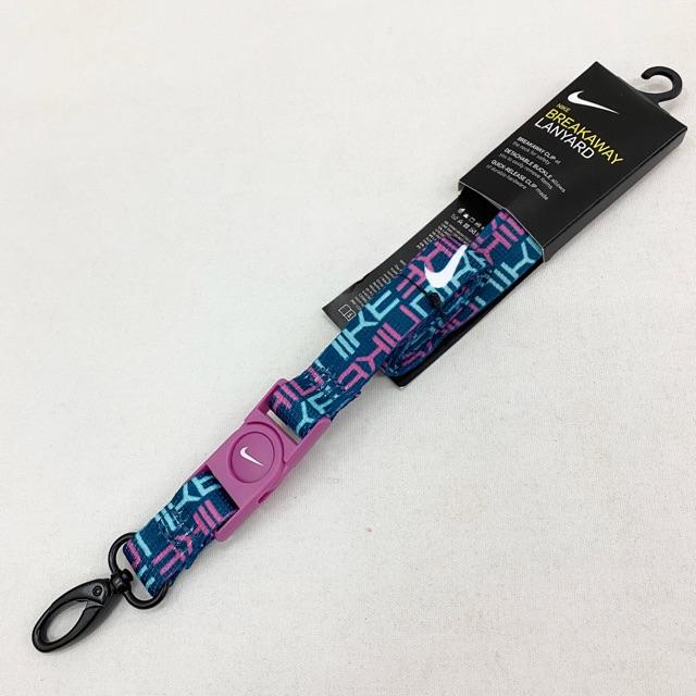 nike detachable lanyard