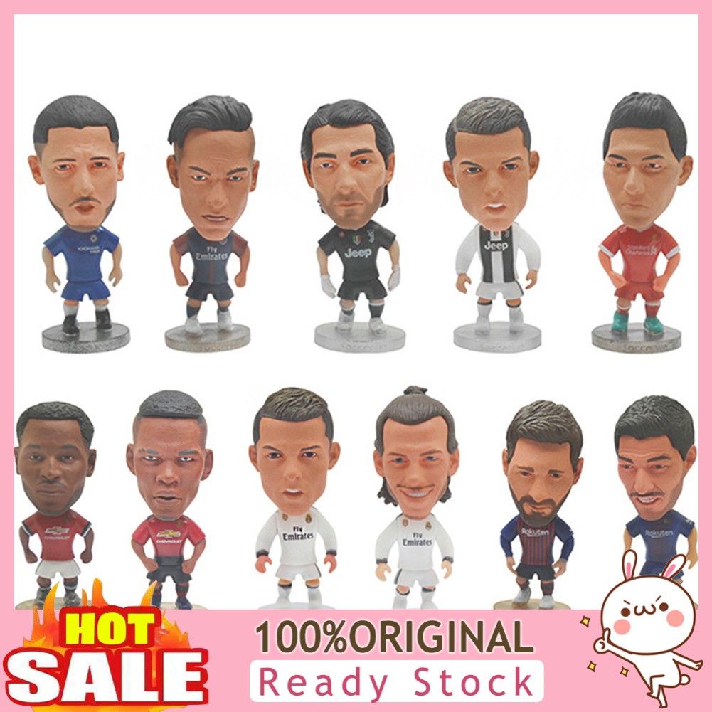 mini soccer player figurines