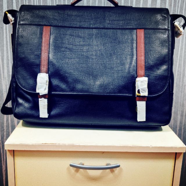 fossil evan messenger