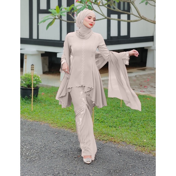 HIJABISTAHUB X WAWA ZAINAL SAREEMA KEBAYA / BAJU RAYA / BAJU KURUNG ...