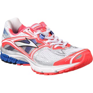 brooks running shoes defective