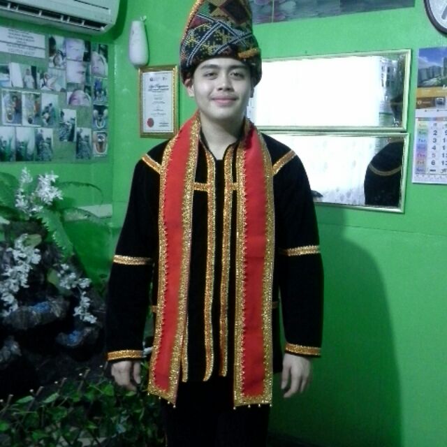 Baju Tradisional Kadazan Dusun : Pakaian Tradisional Suku kaum Kadazan