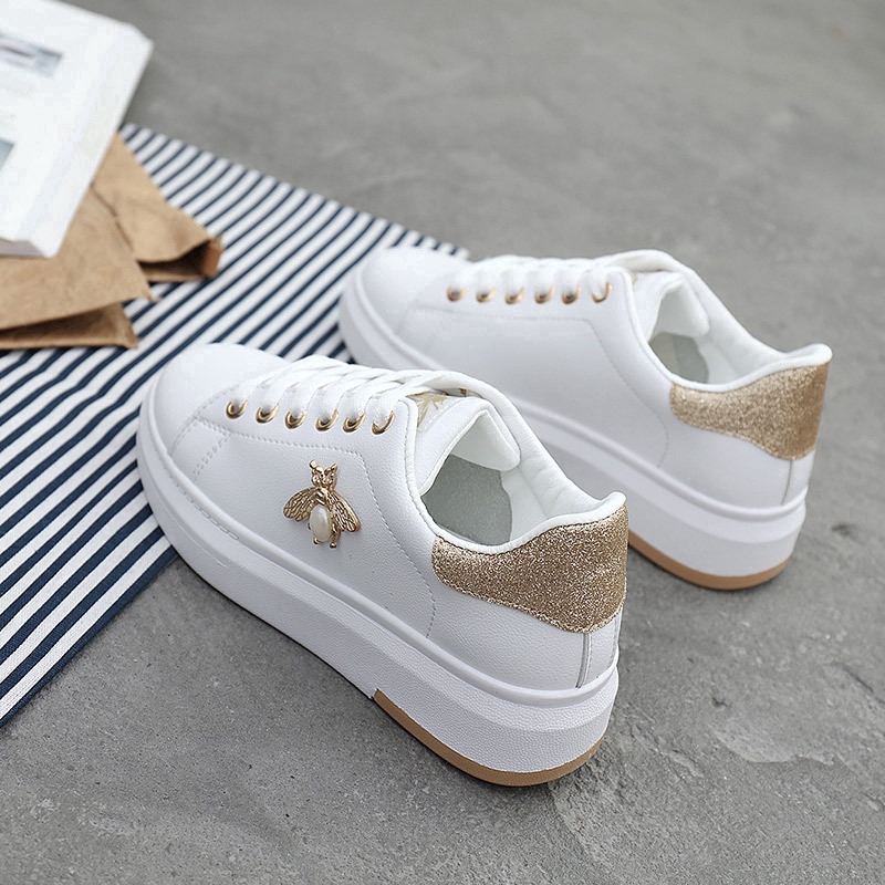 white color canvas shoes