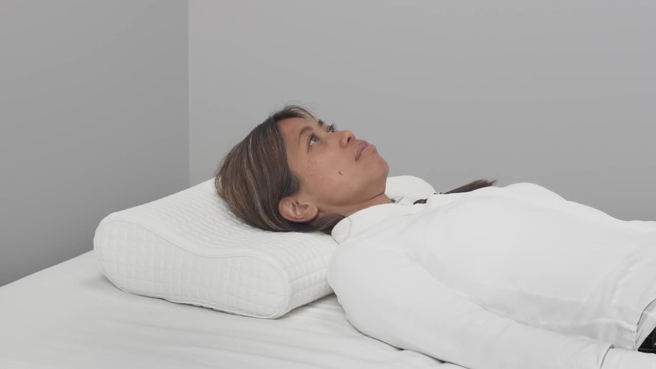 (IKEA HOME) ROSENSKARM Ergonomic pillow, side/back sleeper 33x50 cm