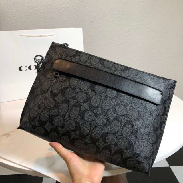coach pouch men