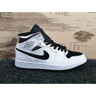 air jordan 1 mid white silver black