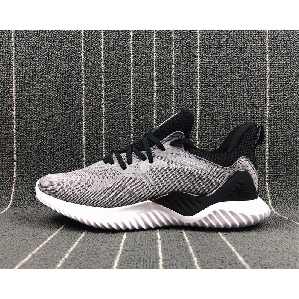 adidas alphabounce cloud white