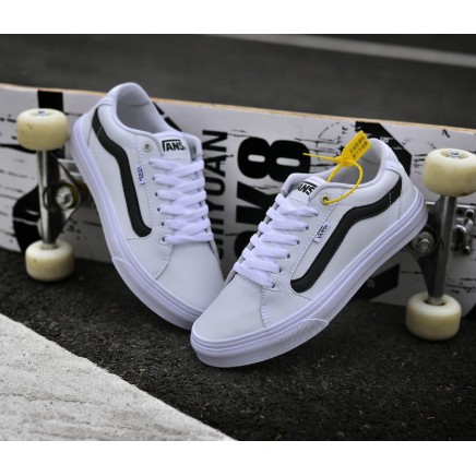 vans 2018 shoes white