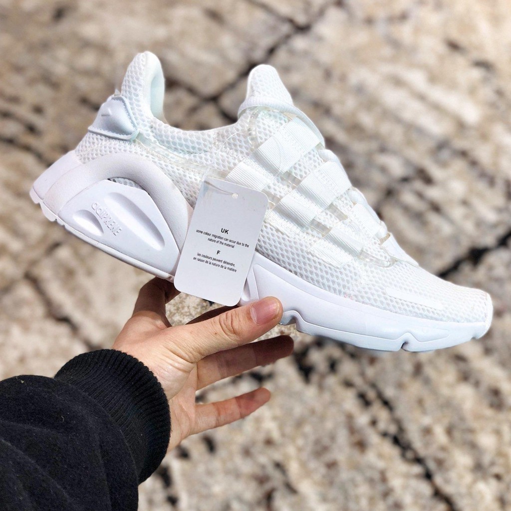 adidas boost 600