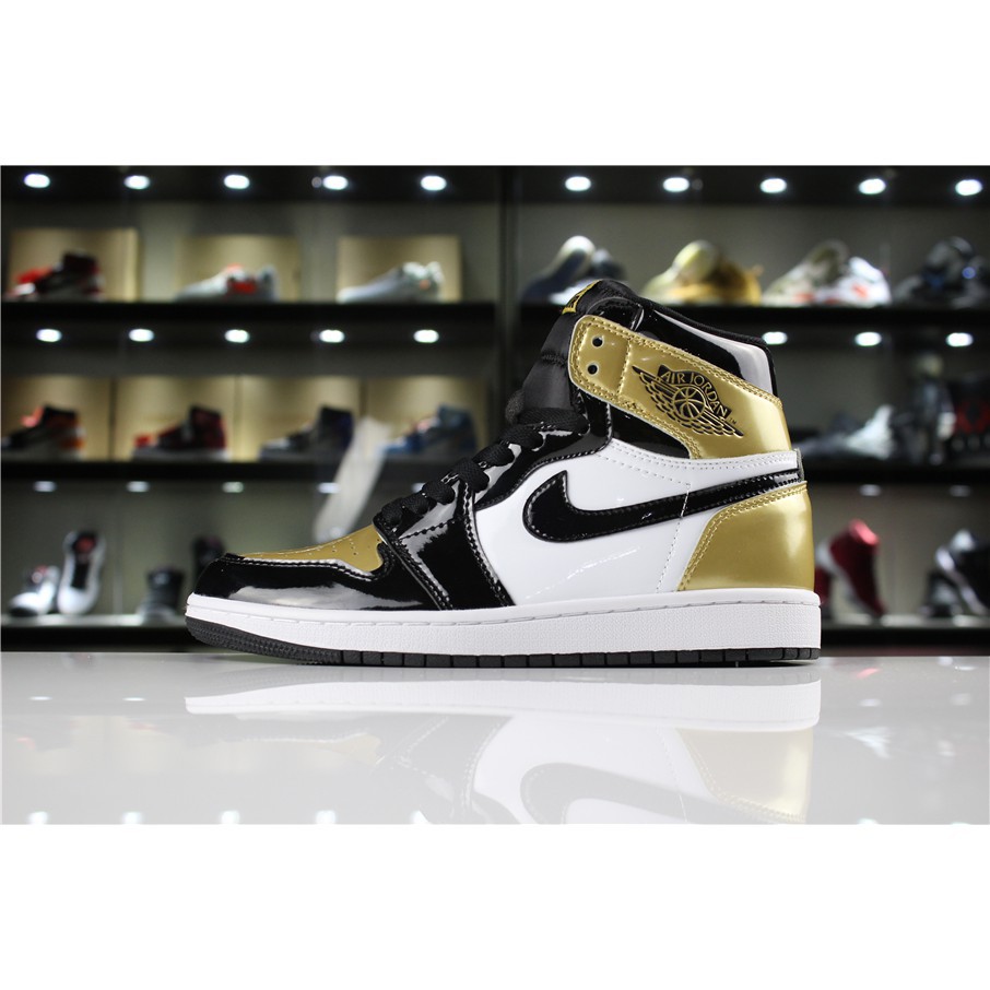 sepatu nike air jordan 1