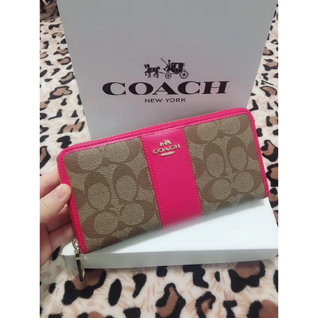 coach wallet for women price