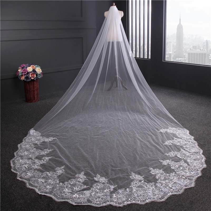 wedding veil with comb