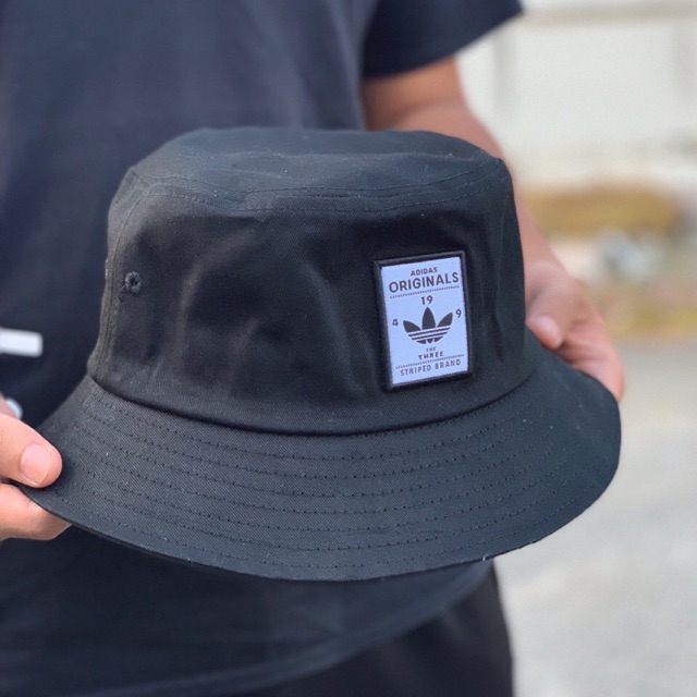 ADIDAS ORIGINAL 1949 THE THREE BUCKET HAT | Shopee Malaysia