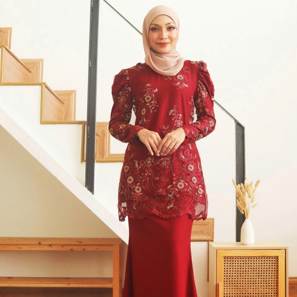 Baju Kurung Pahang Lace Exclusive HANAMIKA : Konvo Kahwin Pengantin ...