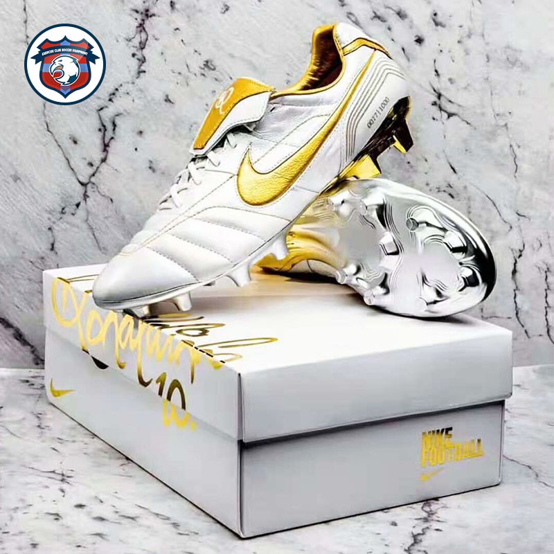 tiempo legend ronaldinho