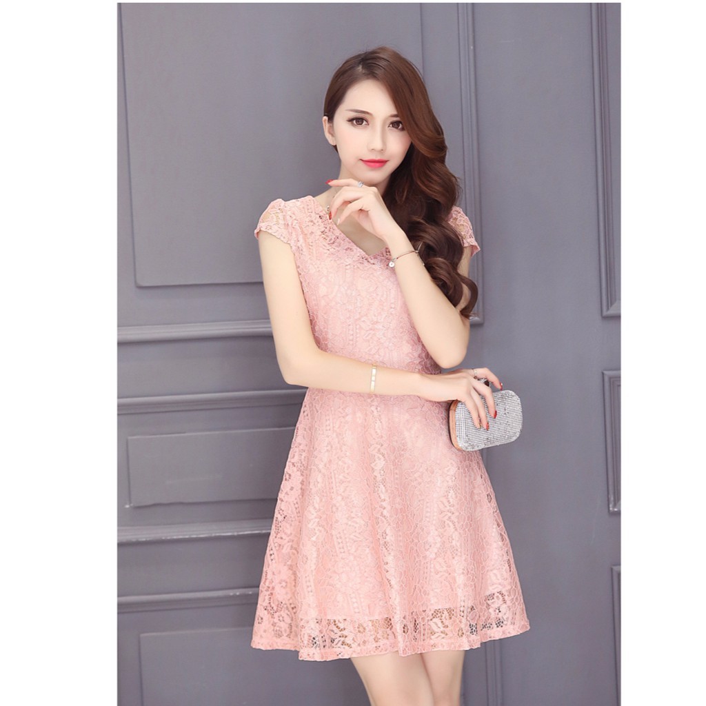 pretty lace dresses