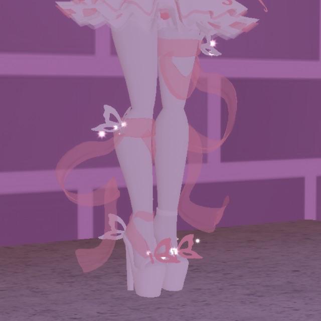 Roblox Royale High Fluttering Butterfly Set No Sleeves Shopee Malaysia - roblox royale high fluttering butterfly heels