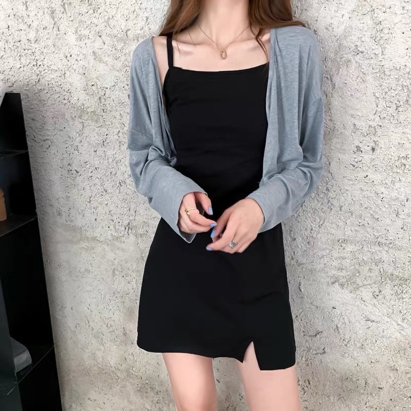 Sling dress female summer 2022 new design sense package hip split small black dress split a-line short skirt tide