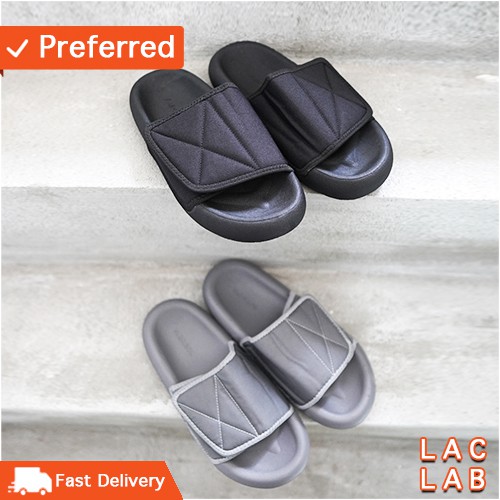 yeezy season 6 flip flops