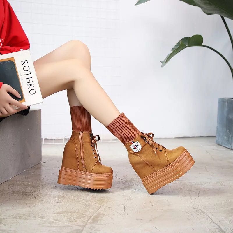 sky high platform shoes