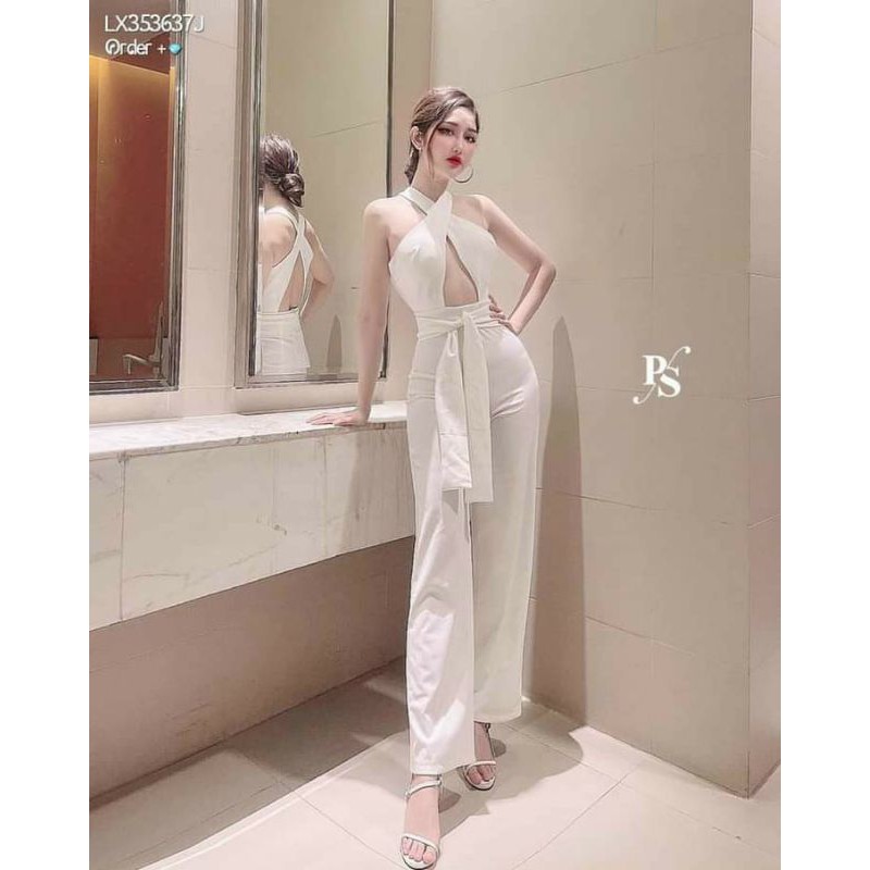 Jump camisole across the chest and tied at the waist