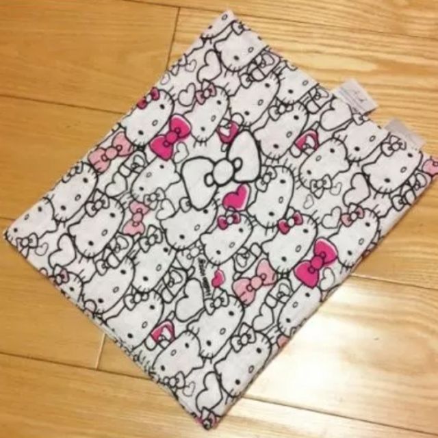 hello kitty swaddle