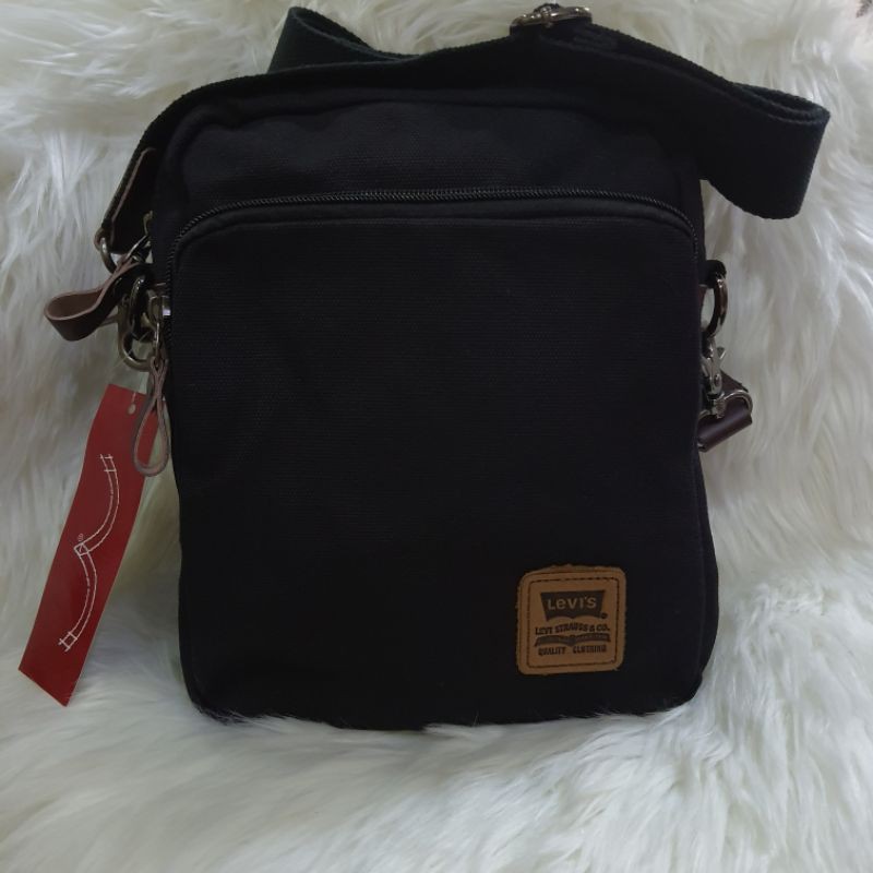 levi sling bag