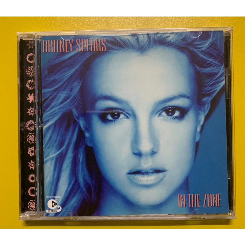 Britney Spears In The Zone (CD, EU, 2003) Shopee Malaysia