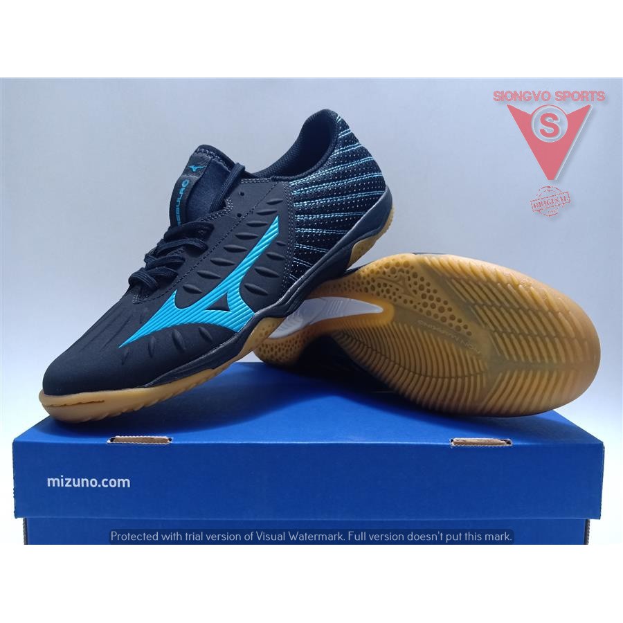 mizuno futsal shoes malaysia price