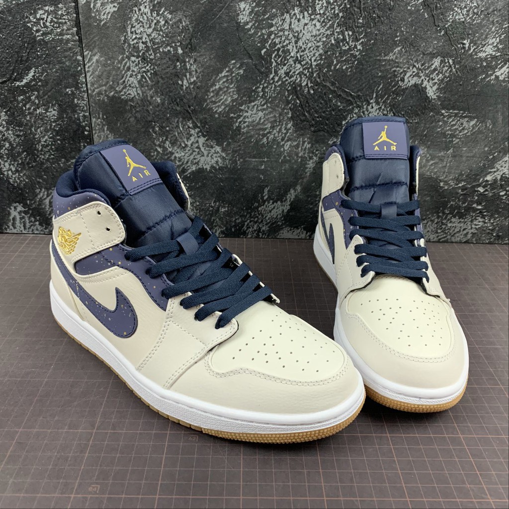 air jordan 1 mid jeter