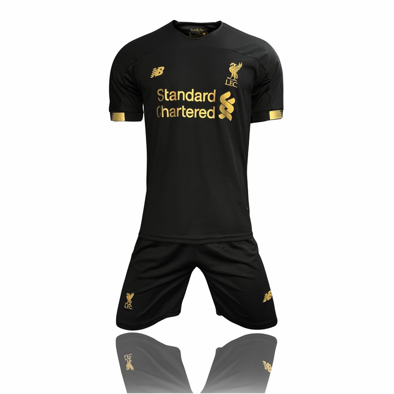 black liverpool goalie kit