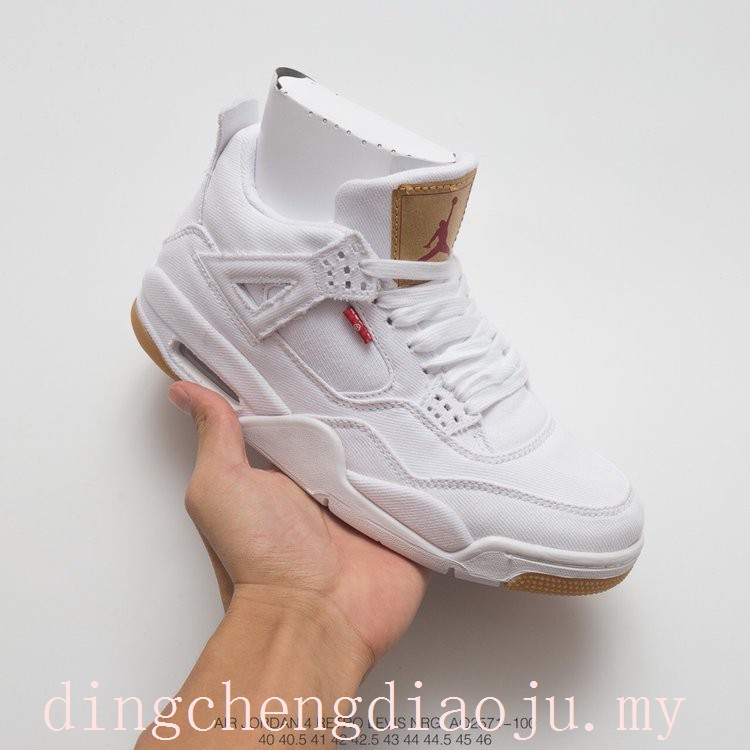 levi's running shoes