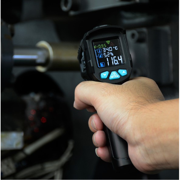 Smart Sensor AR320 No-Contact LCD Display Digital Infrared Thermometer 32℃~380℃