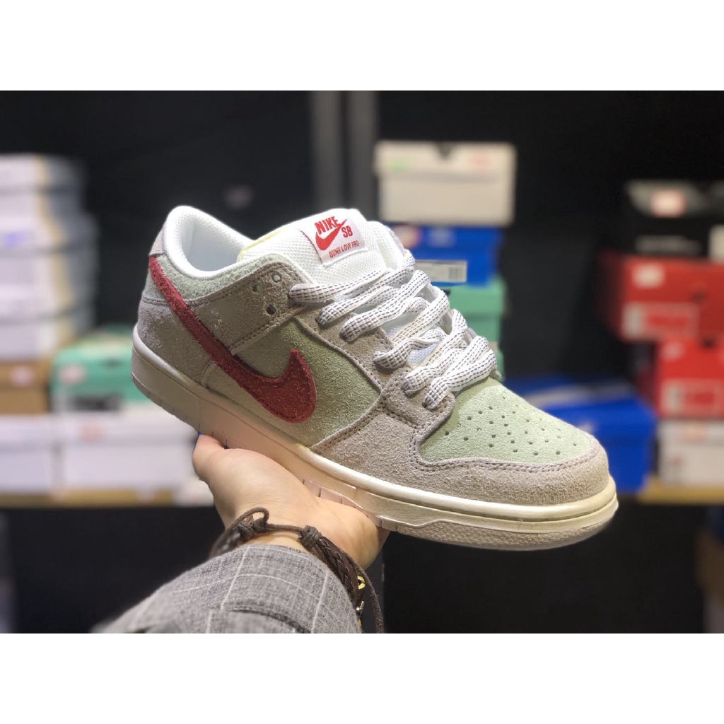 nike sb white widows